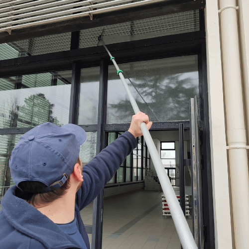 CNH-Nettoyage et intervention des vitreries
